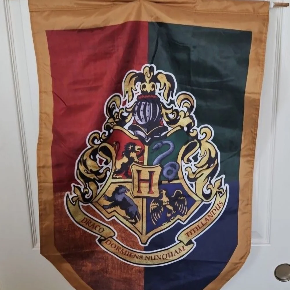 Harry Potter Hogwarts Crest Outdoor Flag